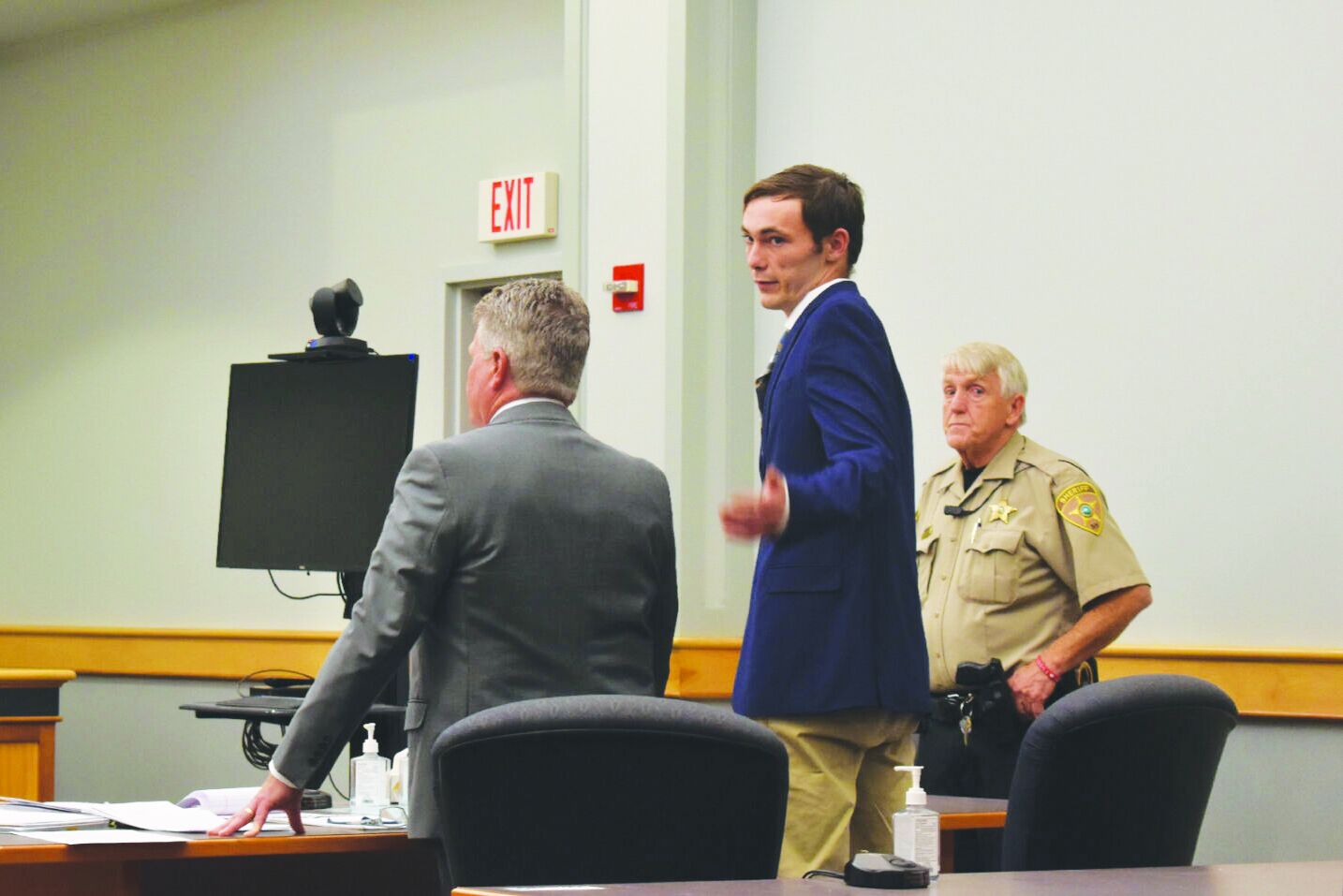 Man gets 8 months for assault on Bartlett officer